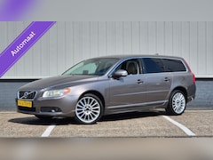 Volvo V70 - 2.0T Momentum/1e Eig/203 PK/Leer/Navi/Xenon/Bomvol