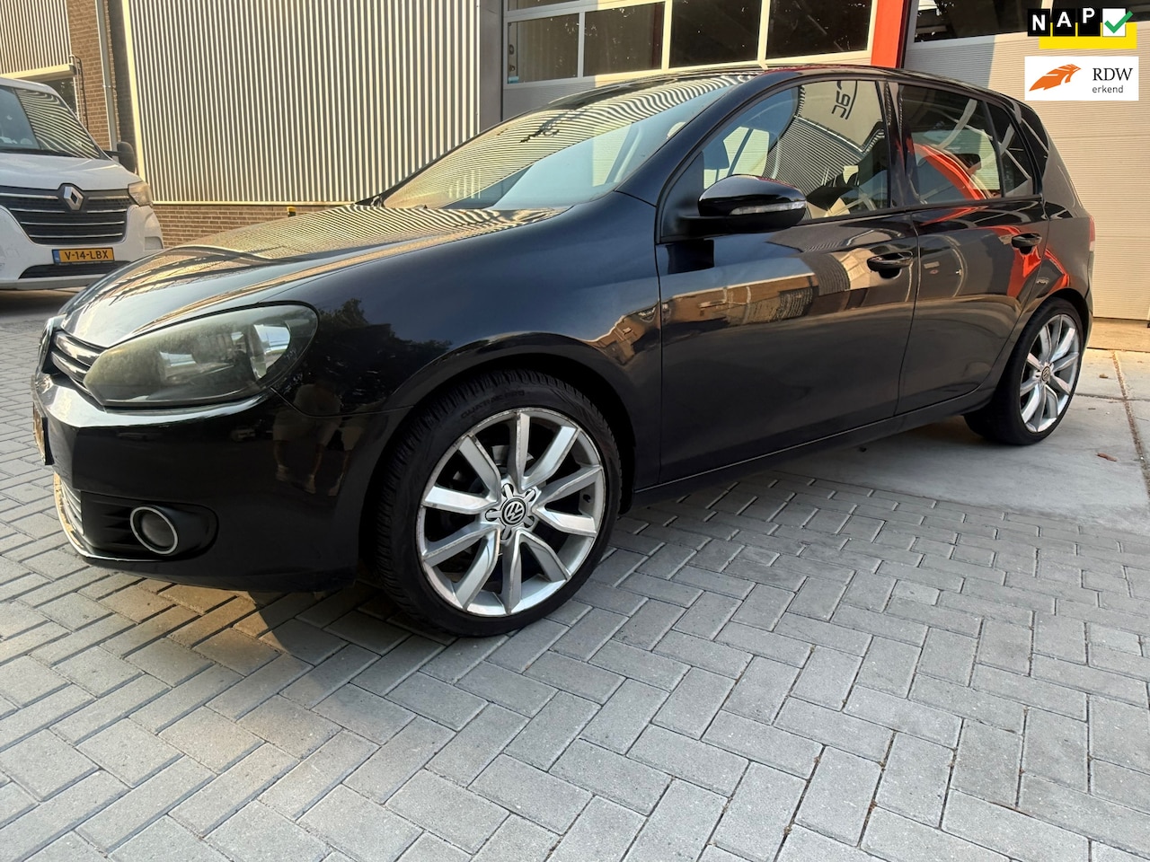 Volkswagen Golf - 1.2 TSI Trendline BlueMotion 1.2 TSI Trendline BlueMotion - AutoWereld.nl