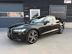 Volvo V60 - 2.0 T8 R Design AWD PHEV Pano Leder Hud Camera