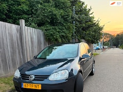 Volkswagen Golf - 1.6 FSI Optive
