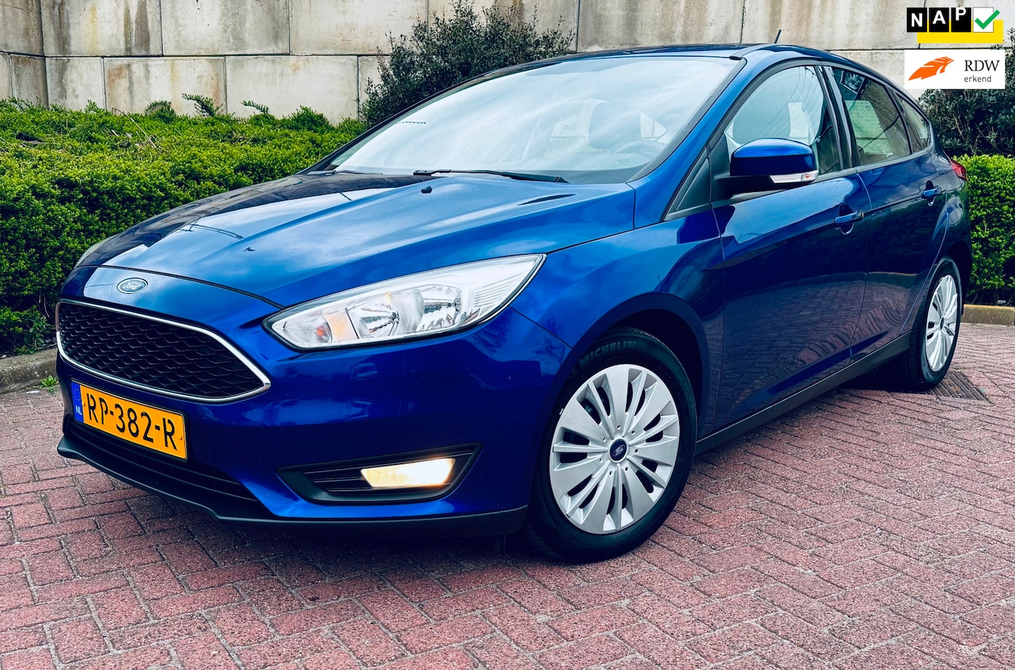 Ford Focus - 1.0 Lease Edition/Dealer O-H/2DE EIG/TOP STAAT/ - AutoWereld.nl