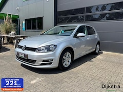 Volkswagen Golf - 1.2 TSI Business Edition Connected | Climate Control | Cruise Control | Trekhaak |56.675 k