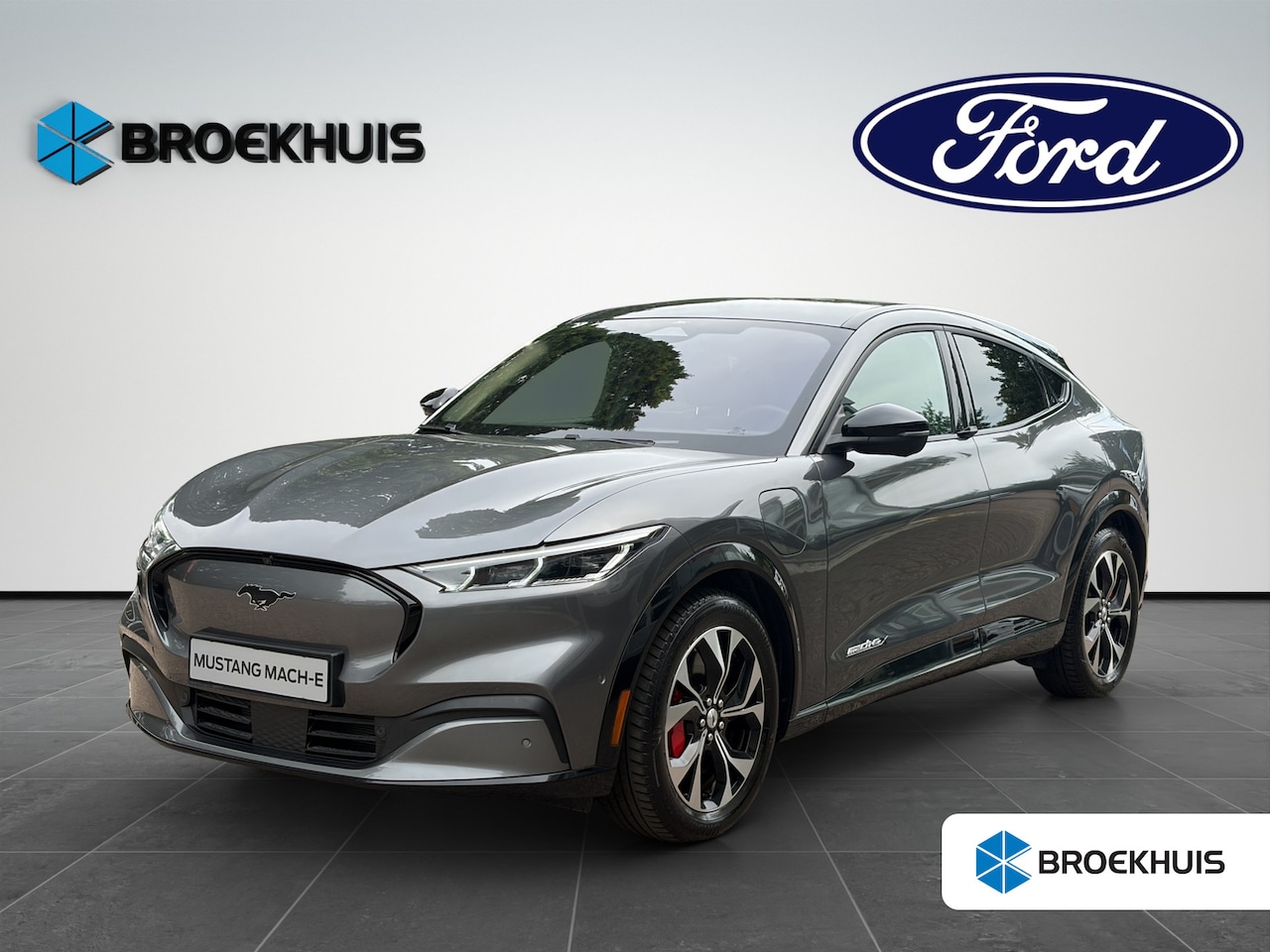 Ford Mustang Mach-E - Premium 98KWh AWD 351pk | Panoramadak | Technology Pack+ | - AutoWereld.nl