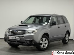 Subaru Forester - 2.0 D X Comfort 4X4/ Xenon/ Trekhaak