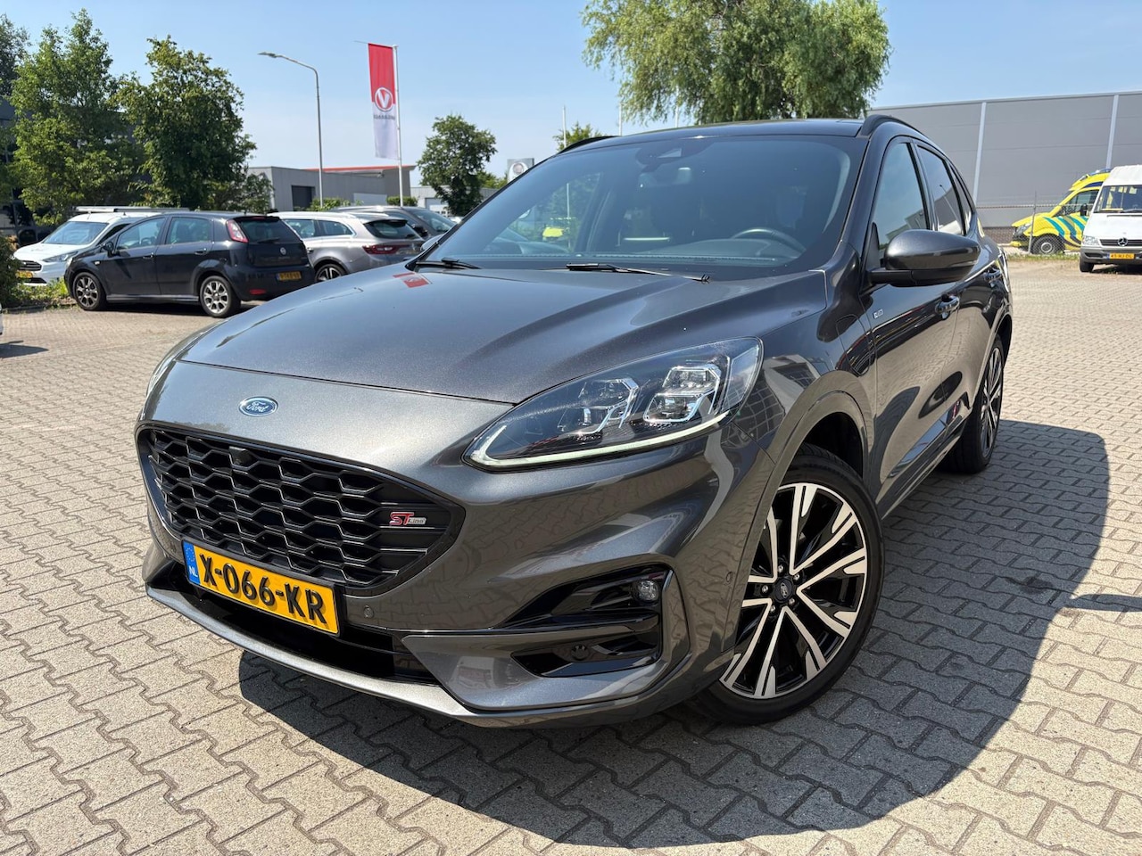 Ford Kuga - 2.5 PHEV ST-Line X 2.5 PHEV ST-Line X - AutoWereld.nl