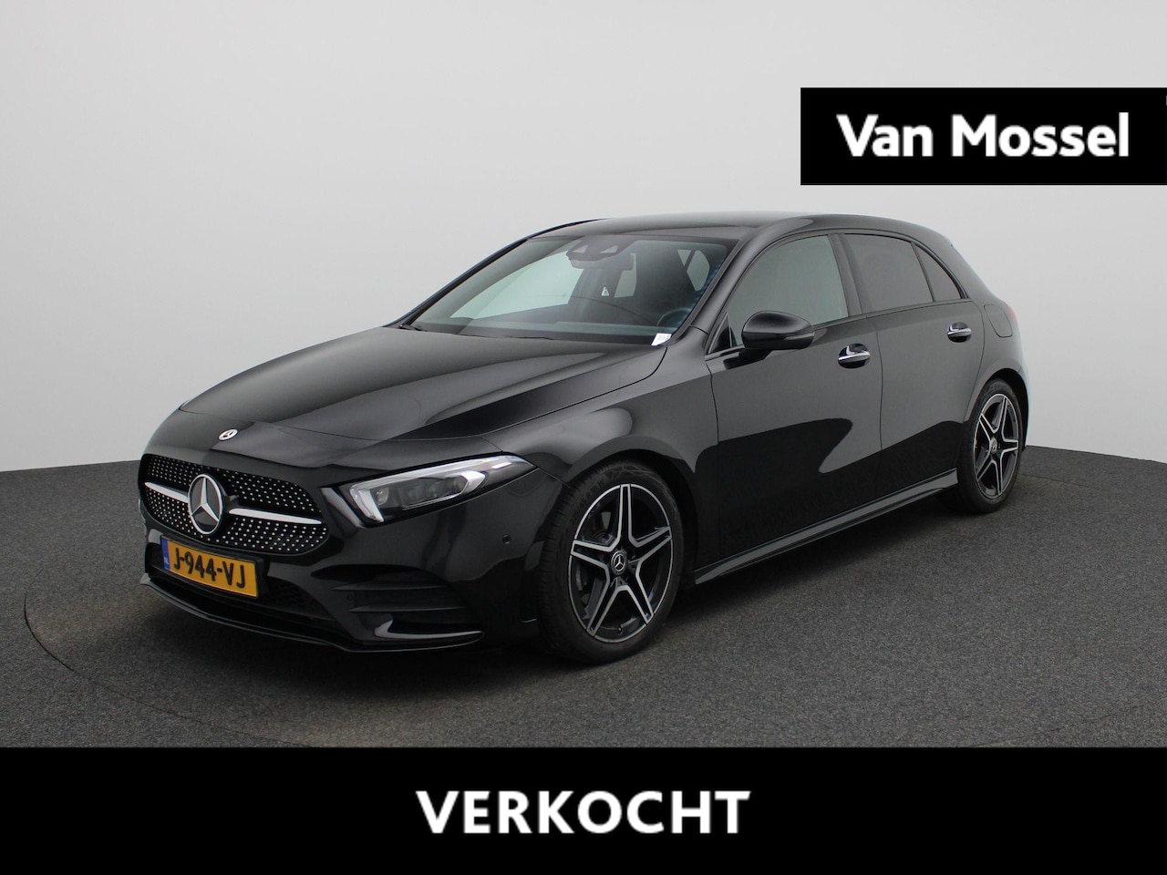 Mercedes-Benz A-klasse - 180 Aut. AMG Business Solution | Panoramadak | Sfeerverlichting | Memory | Carplay | Stoel - AutoWereld.nl