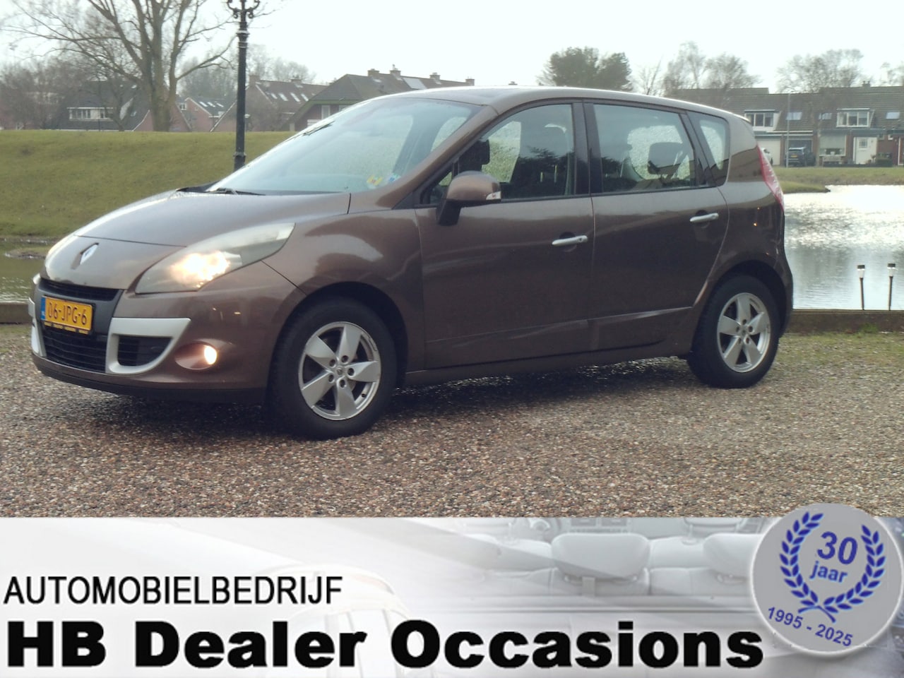 Renault Scénic - 1.5 dCi Sélection Business Sport - Airco - Navigatie - 6 Bak - AutoWereld.nl