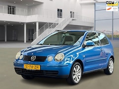 Volkswagen Polo - 1.4-16V Athene