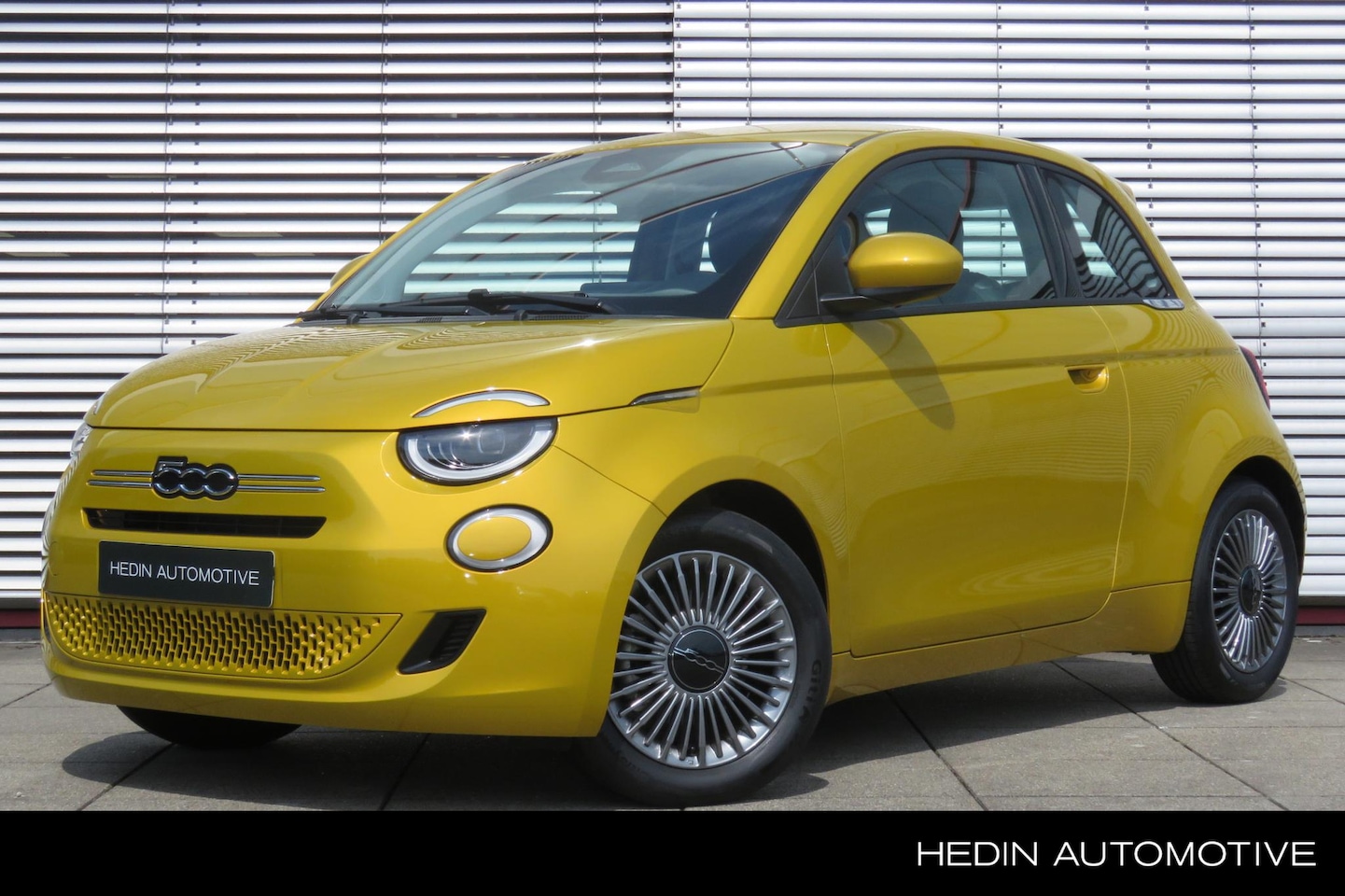 Fiat 500 - 1.0 Hybrid Torino Launch Edition | Cruise Control | Apple Caplay & Android Auto | Parkeers - AutoWereld.nl