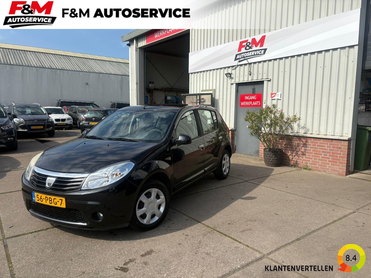 Dacia Sandero - 1.2 Lauréate Airco, radio - AutoWereld.nl