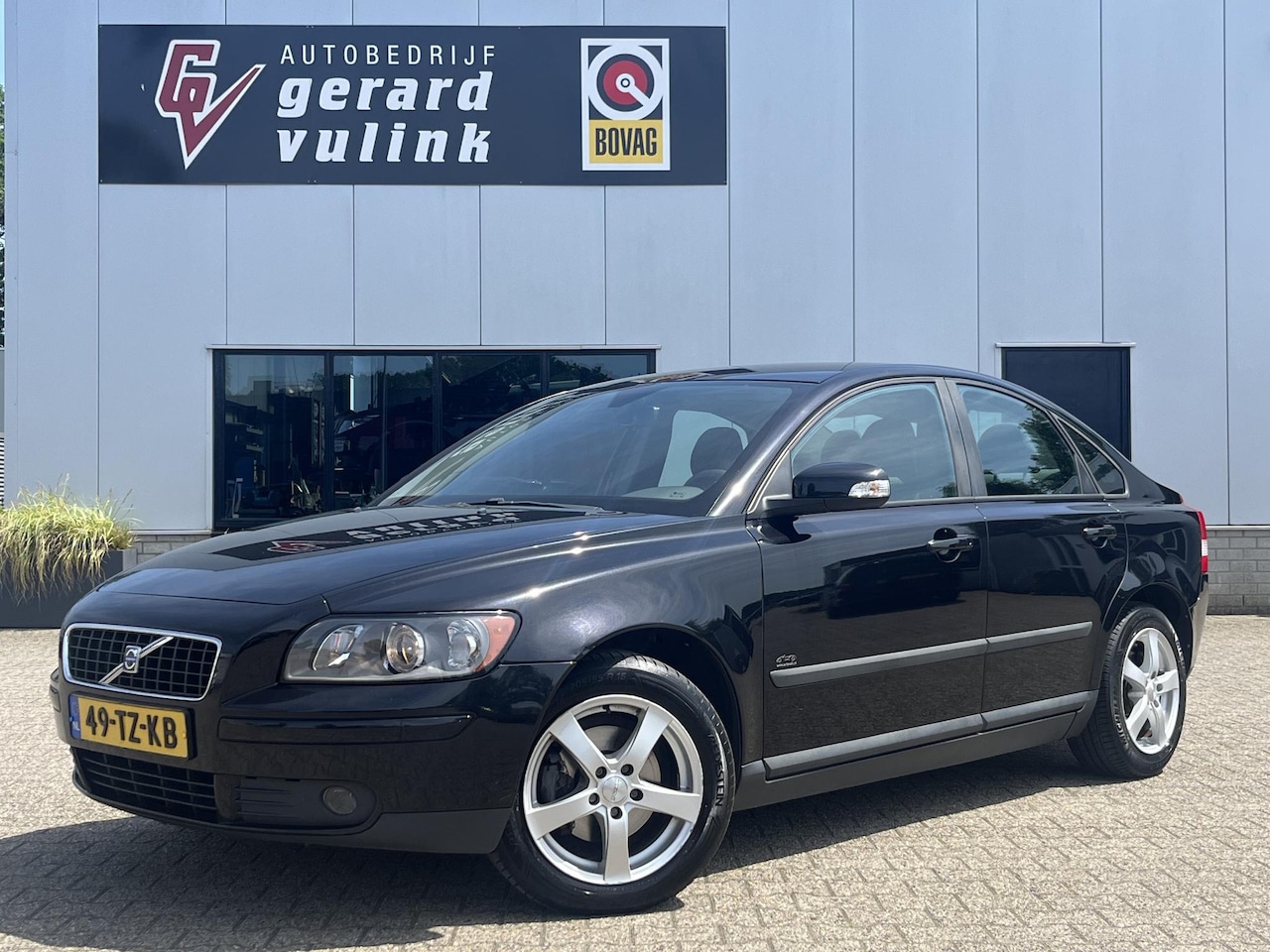 Volvo S40 - 1.6 APK 04-2027 AIRCO CRUISE TREKHAAK - AutoWereld.nl