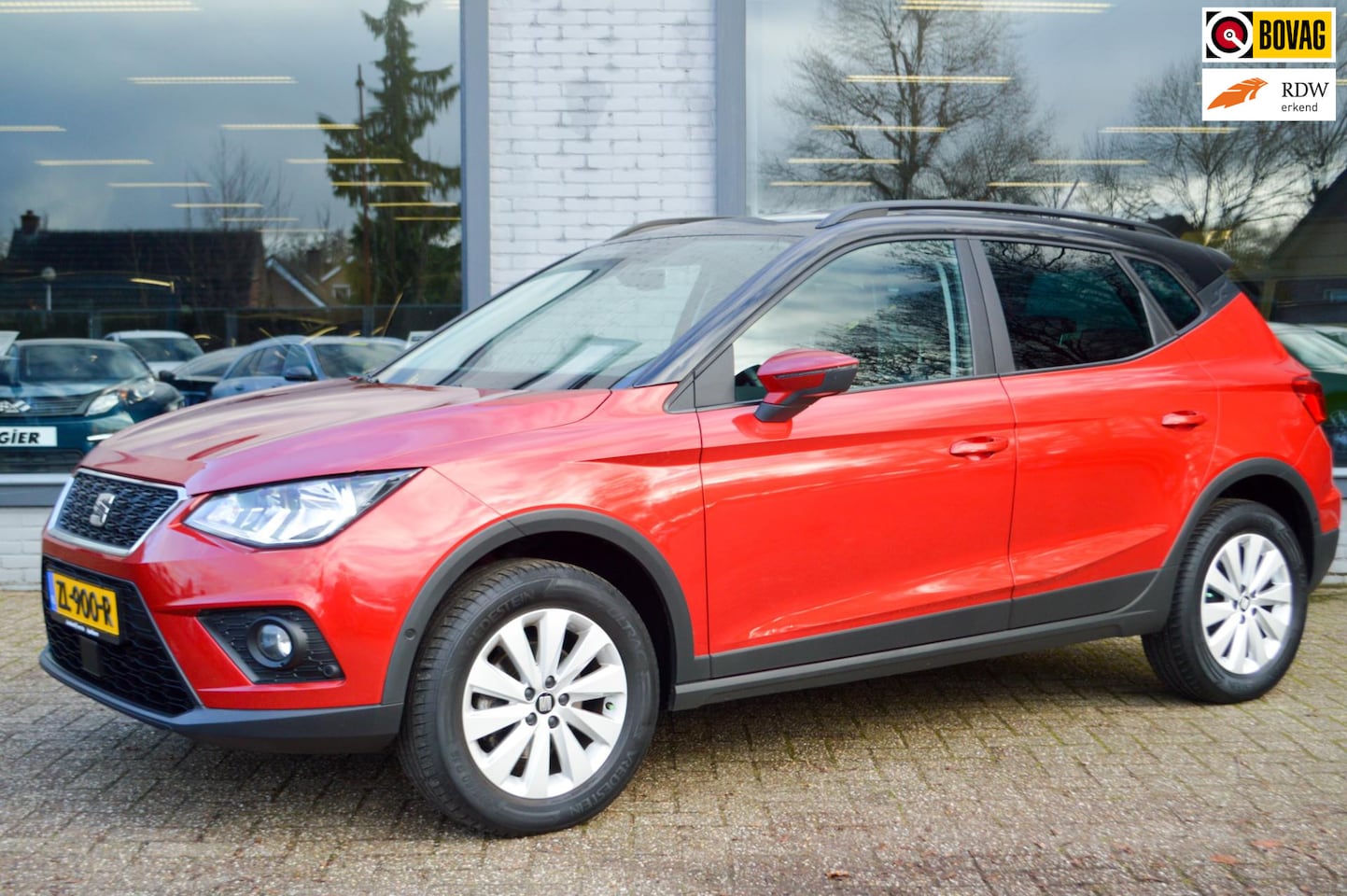 SEAT Arona - 1.0 TSI Style Busn. Intense BEATS AUDIO|CAMERA|2 NIEUWE BANDEN|CRUISE ADAPTIEF - AutoWereld.nl