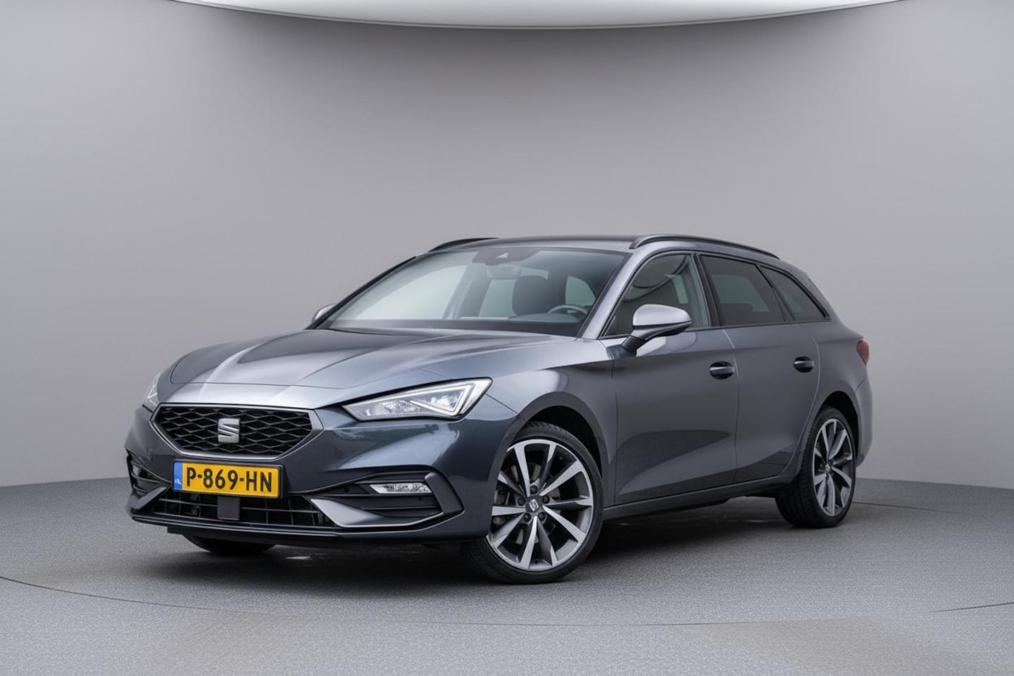 SEAT Leon Sportstourer - 1.4 TSI eHybrid PHEV FR |Camera|ACC|Carplay|Virtual-cockpit|Sfeerverl. - AutoWereld.nl