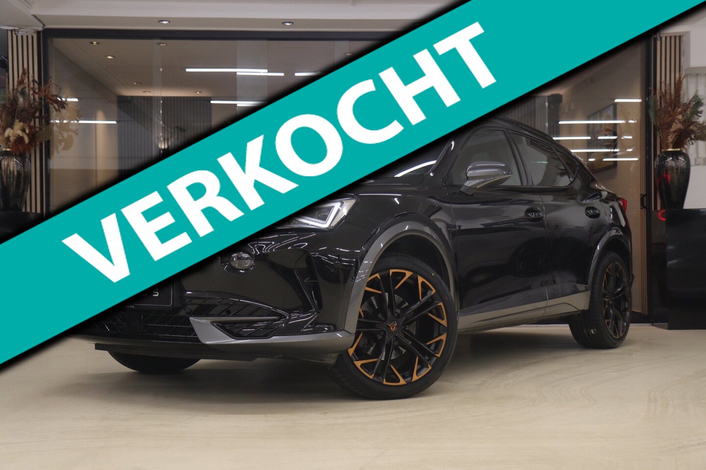 CUPRA Formentor - 1.5 TSI Style PANO/CARPLAY/SFEERV/MEM/LANEASSIT/ACC/VOL - AutoWereld.nl