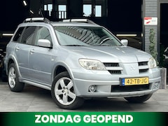 Mitsubishi Outlander Sport - 2.4 Invite Scott 4WD|1e Eig|NAP
