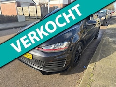 Volkswagen Golf - 2.0 TSI GTI