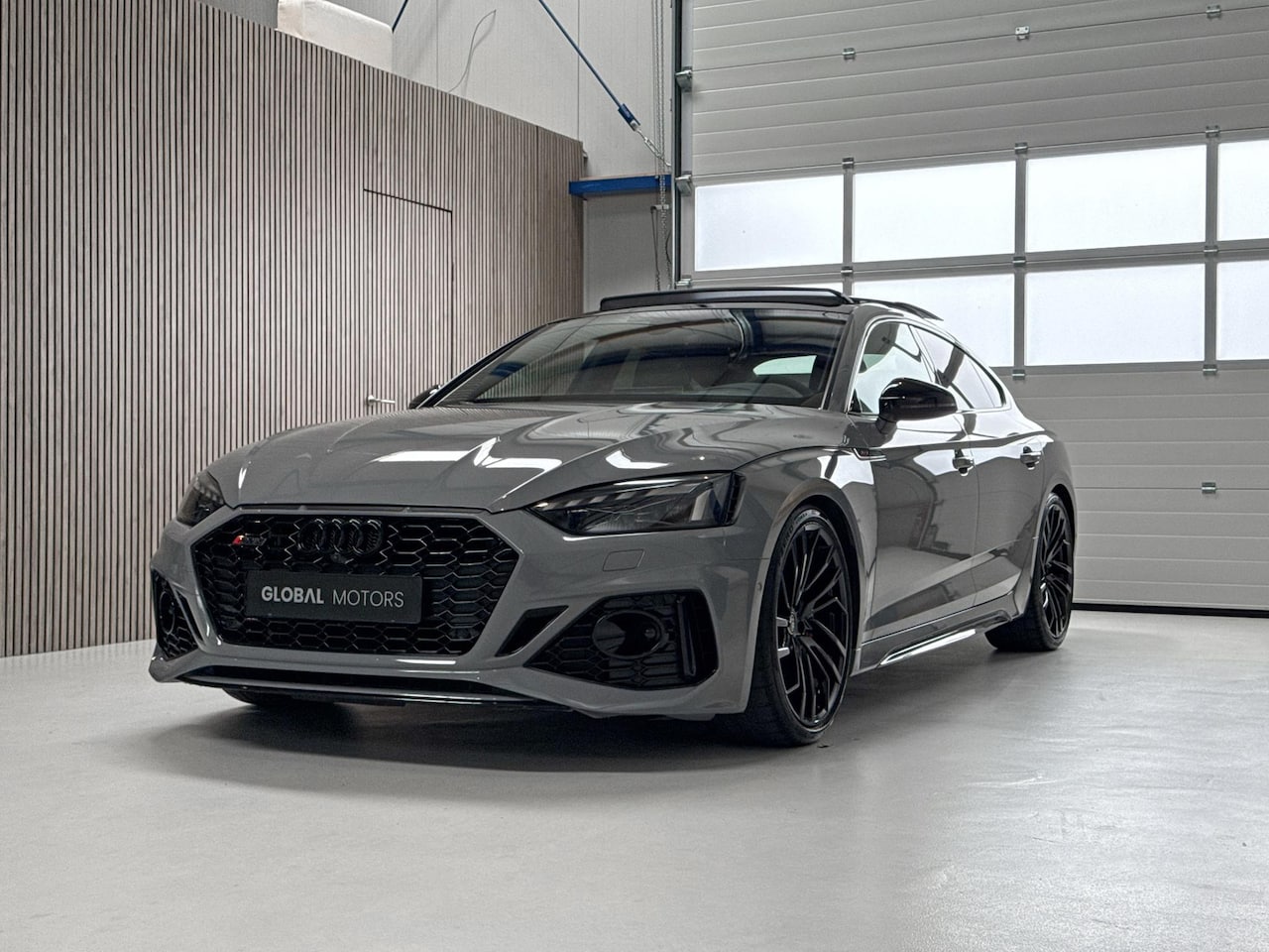 Audi RS5 - Sportback 2.9 TFSI Quattro - PANORAMADAK - BANG & OLUFSEN - SPORT UITLATEN - RS STOELEN - - AutoWereld.nl