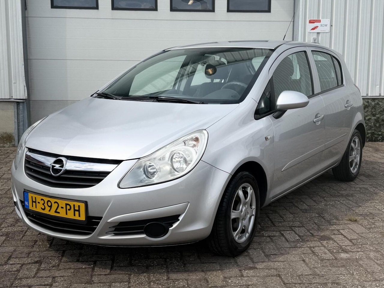Opel Corsa - 1.2-16V Essentia Airco nieuwe Apk - AutoWereld.nl