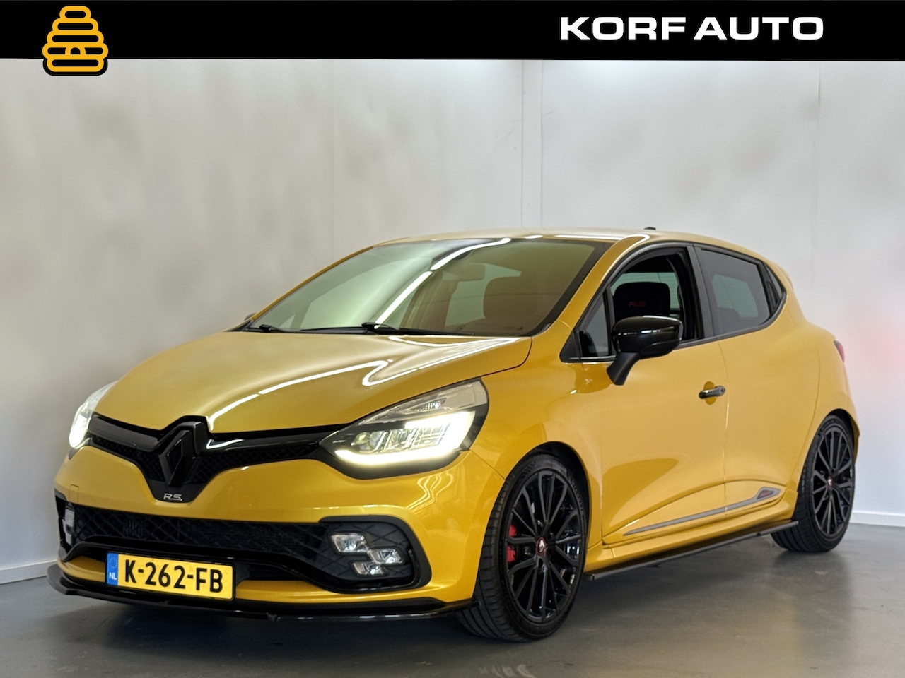 Renault Clio - 1.6 R.S. Trophy 220PK / Akrapovic / Keyless / Cruise - AutoWereld.nl