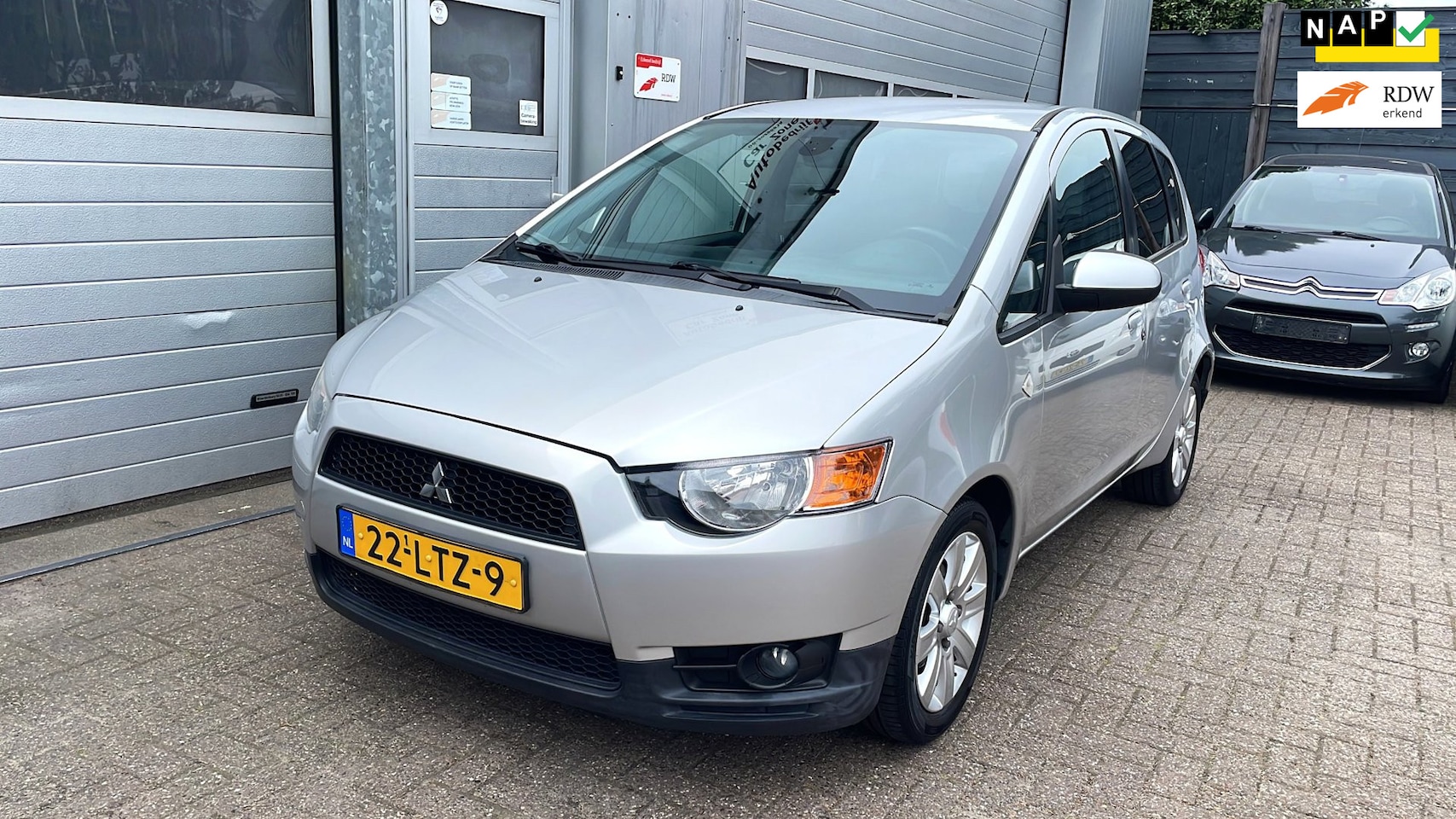Mitsubishi Colt - 1.3 Edition Two-Airco-Cruise-Velgen-New APK - AutoWereld.nl