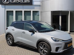 Lexus LBX - Emotion 2WD NL-AUTO STOELVERW STUURVERW CAMERA PARK-SENS BLIND-SPOT
