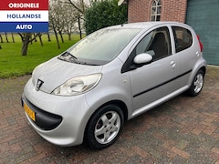 Peugeot 107 - 1.0-12V XS Automaat AllSeason Gratis Carplay Navi