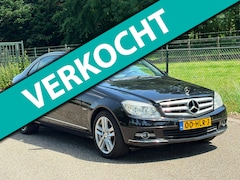 Mercedes-Benz C-klasse - 180 K /ZIE TEKST/