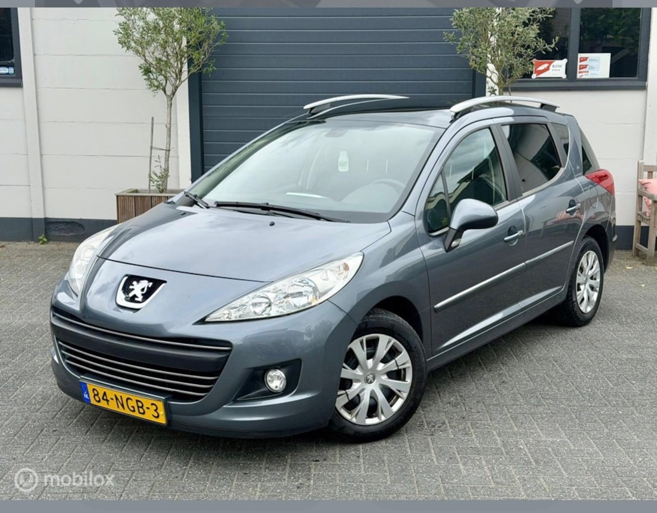 Peugeot 207 SW - 1.6 VTi XS 1.6 VTi XS - AutoWereld.nl