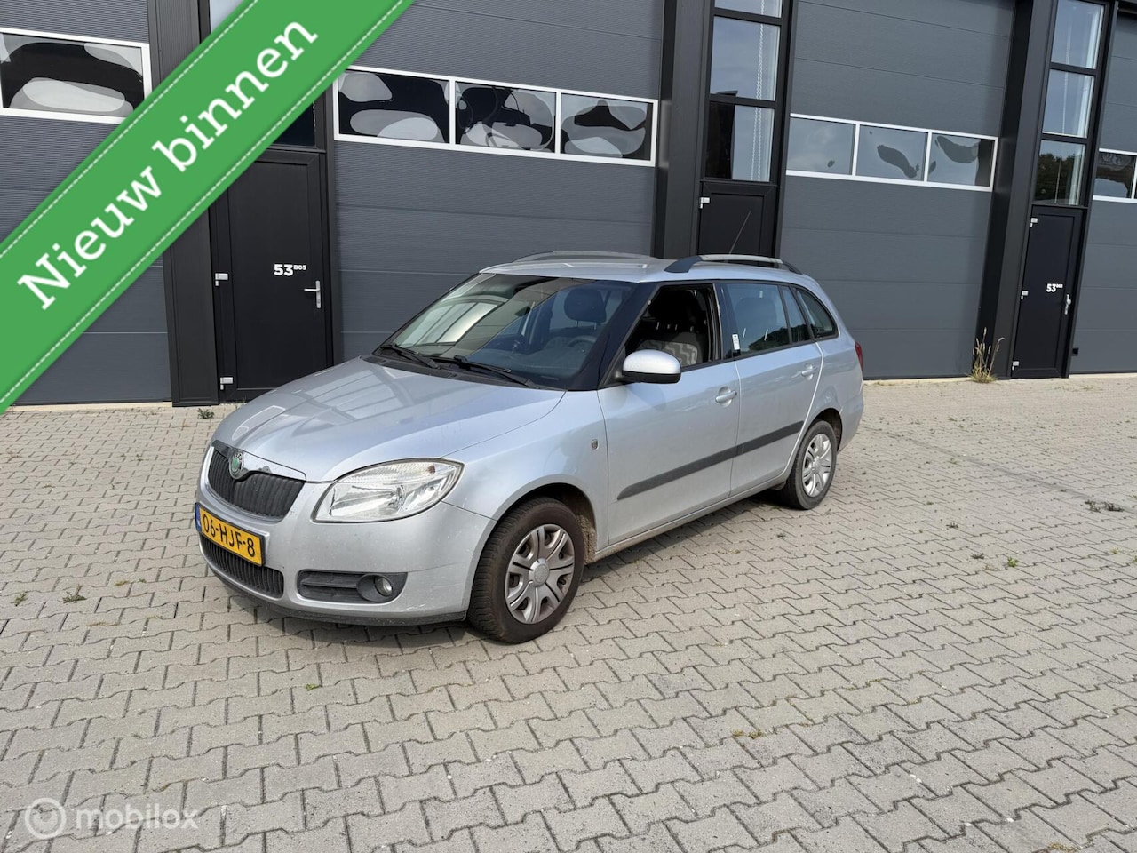 Skoda Fabia Combi - 1.4-16V Ambiente Business 1.4-16V Ambiente Business - AutoWereld.nl