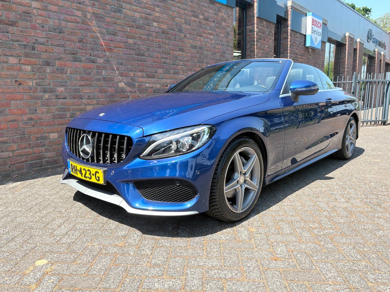 Mercedes-Benz C-klasse Cabrio - 200 Edition 1 AMG|Airscarf|Trekhaak|PDC - AutoWereld.nl
