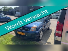 Ford Fusion - 1.6-16V Futura Automaat Airco Hoge instap Trekhaak