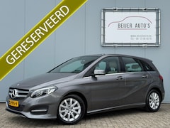 Mercedes-Benz B-klasse - 180 Ambition Automaat Navigatie/Trekhaak/Camera