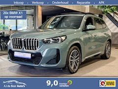 BMW X1 - xDrive30e High Executive 326 pk M-Sport | Panorama | HUD | 360 Camera | Carplay/Android