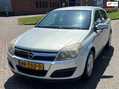 Opel Astra - 1.4 Essentia 5-Drs Airco Elec. pakket Colorpakket Cruisecontrol ABS 2 x airbag Getint glas