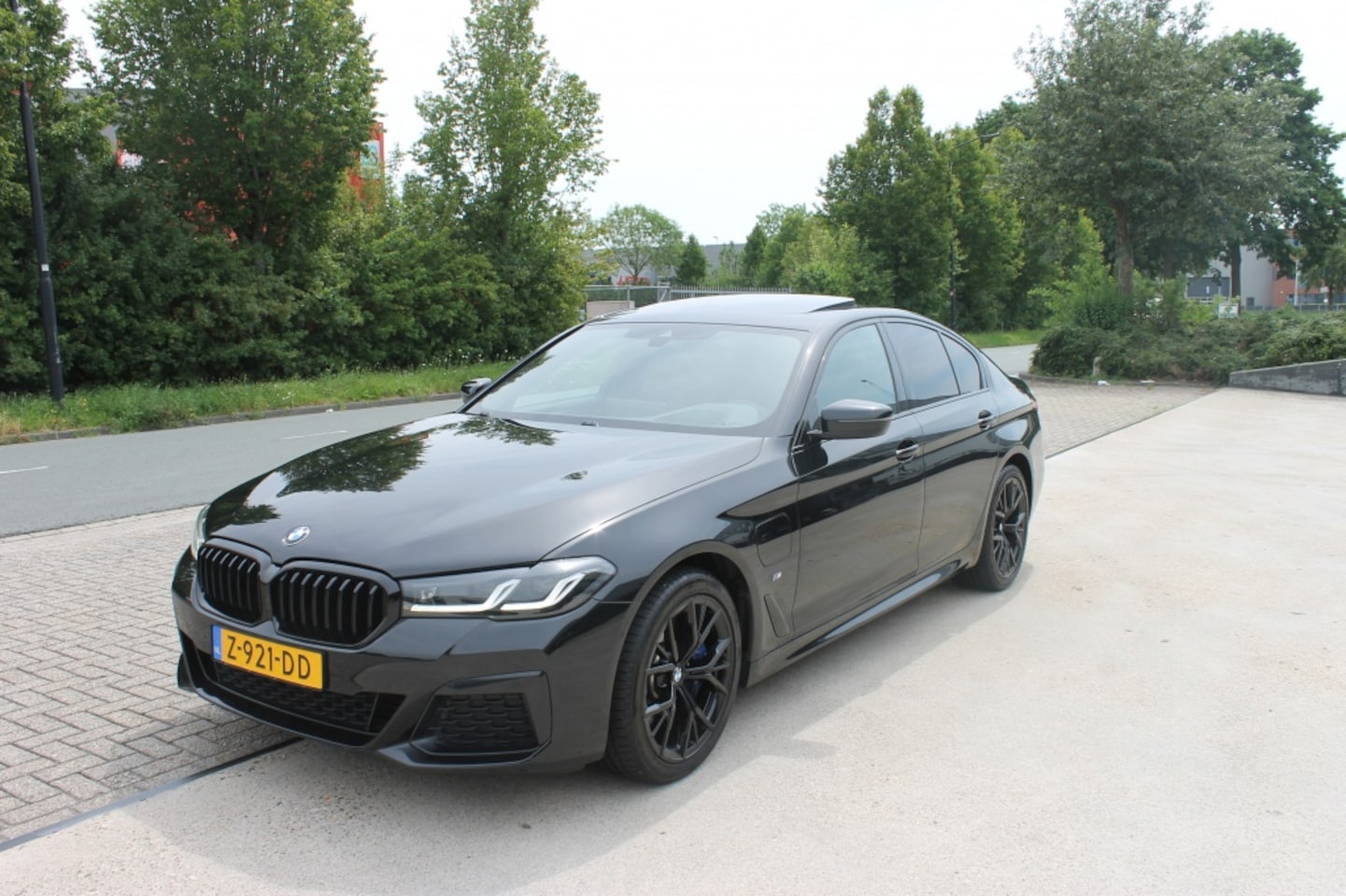 BMW 5-serie - 530e High Exe - AutoWereld.nl