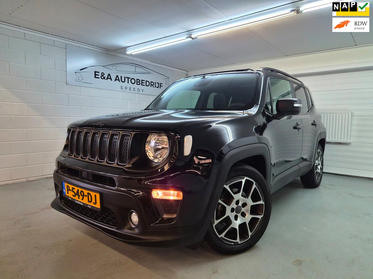 Jeep Renegade - 1.3T DDCT 80th Automaat / 1E EIGENAAR /PANO / NAP - AutoWereld.nl