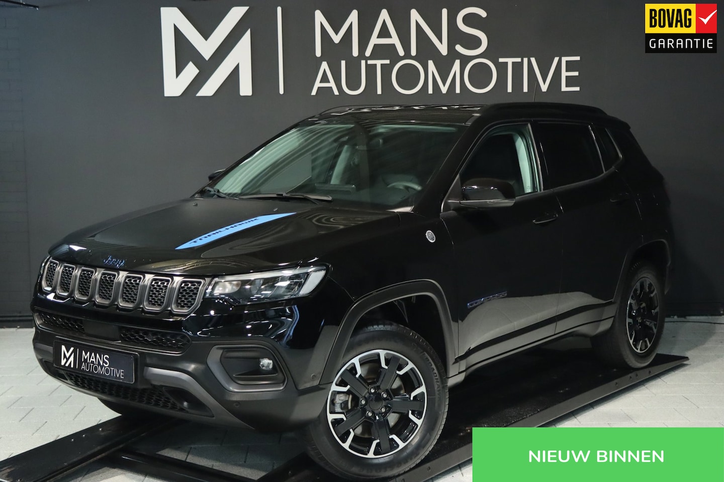 Jeep Compass - 4xe 240 Plug-in Hybrid Electric Trailhawk / ACC / KEYLESS / CAMERA / CARPLAY - AutoWereld.nl