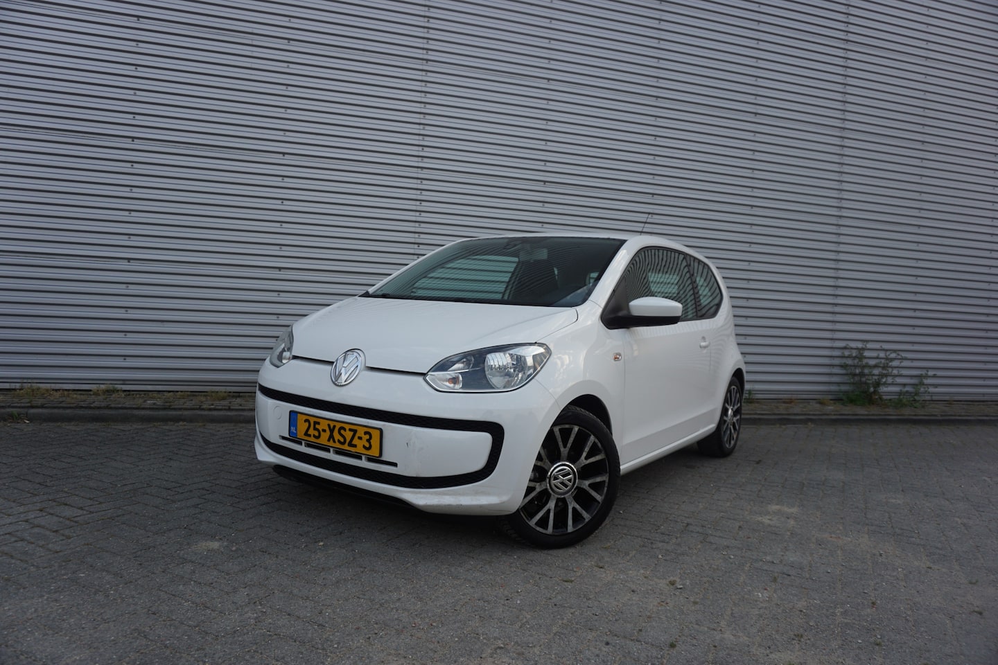 Volkswagen Up! - 1.0 move up! BlueMotion Elektr. ramen / Lm velgen / NAP / Apk t/m 03-2027 - AutoWereld.nl