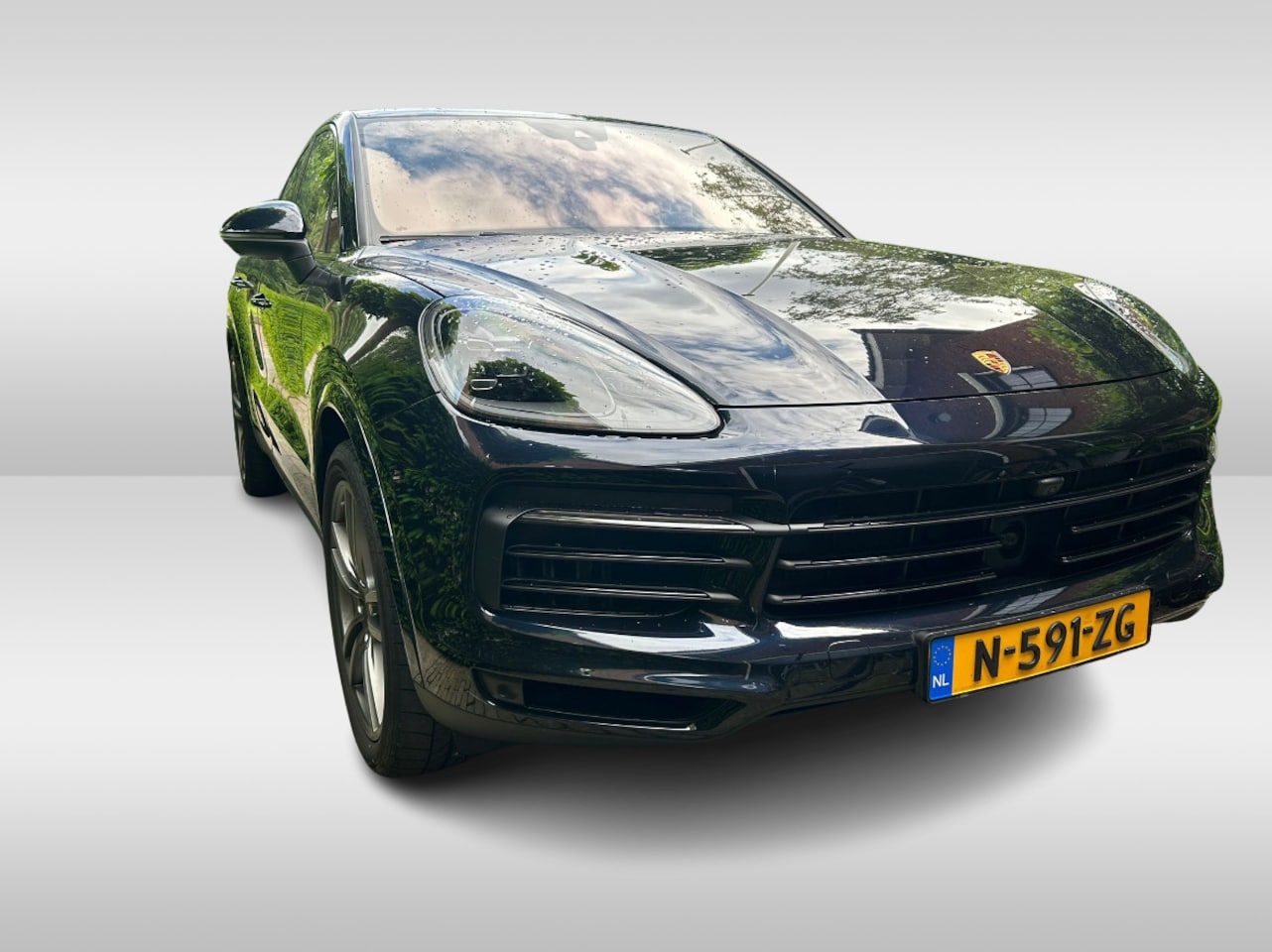 Porsche Cayenne Coupé - 3.0 E-Hybrid / Trekhaak / Panoramadak / 360Camera / Achterasbesturing / Luchtvering / Spor - AutoWereld.nl