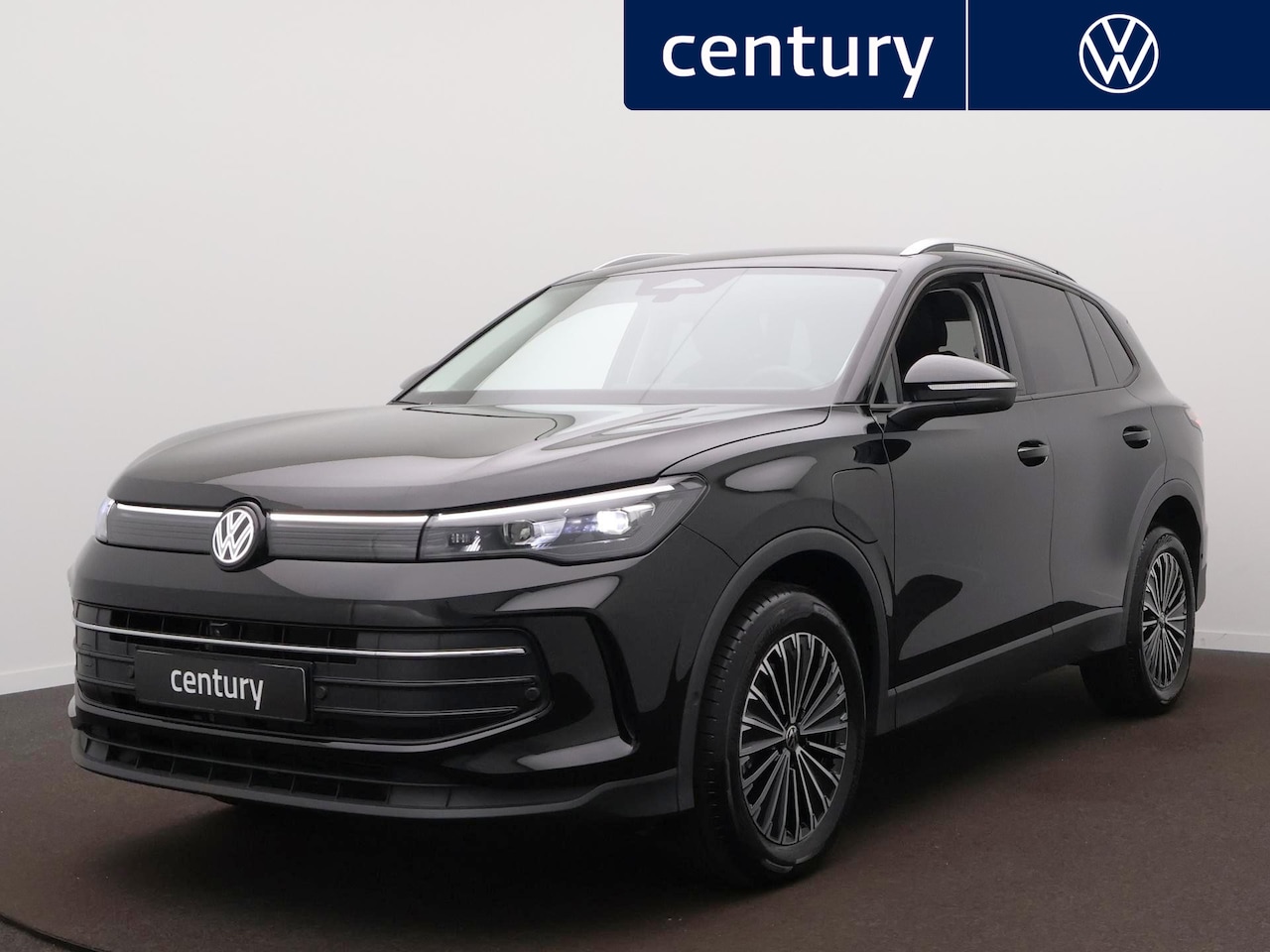 Volkswagen Tiguan - 1.5 eHybrid Life DSG / Adaptive cruise / App-Connect / DAB / Achteruitrijcamera - AutoWereld.nl