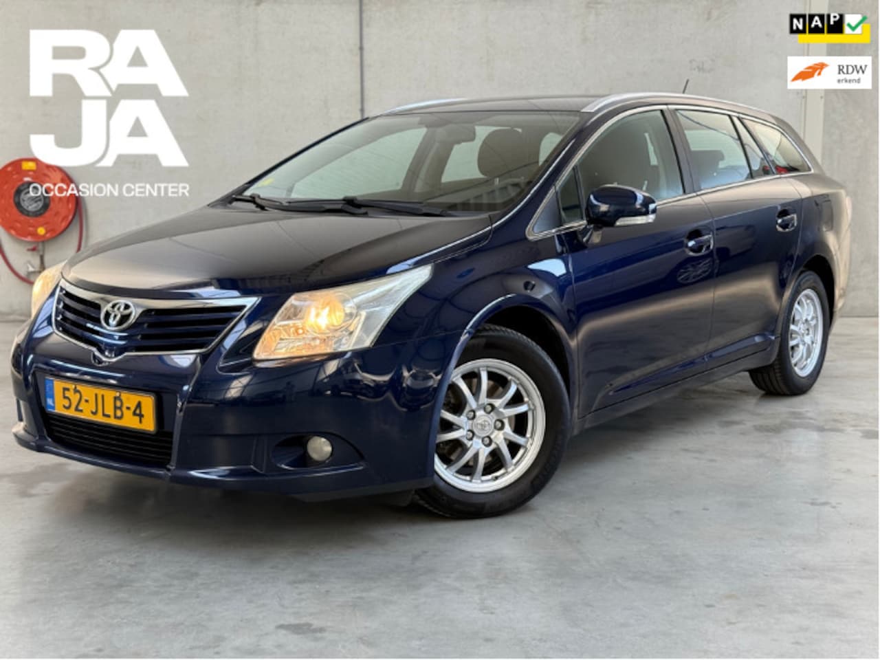 Toyota Avensis Wagon - 1.8 VVTi Dynamic Automaat Clima Dealeronderhouden - AutoWereld.nl