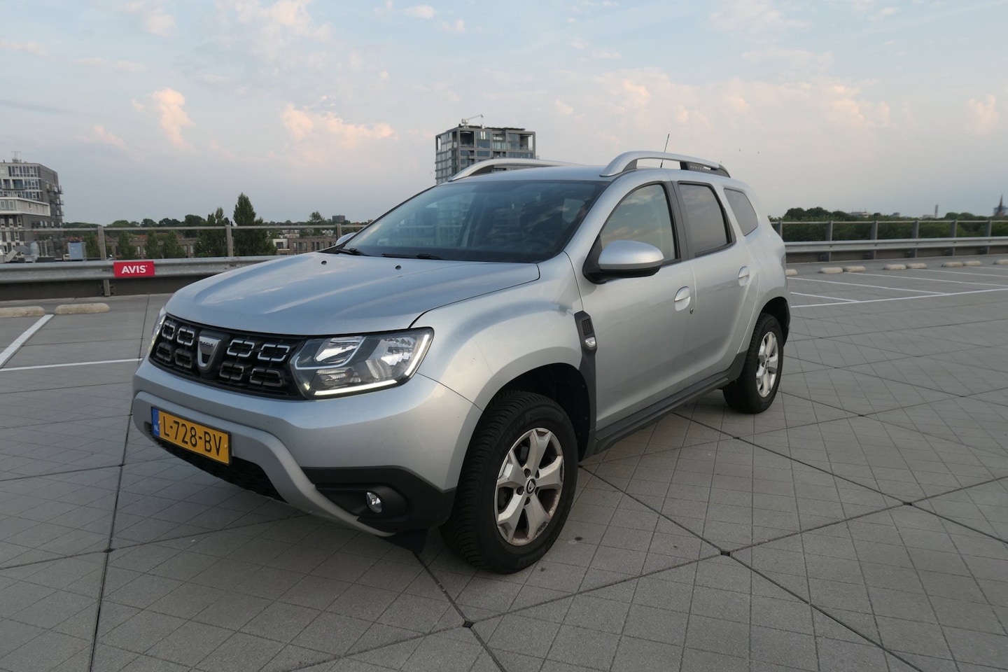 Dacia Duster - 1.0 TCe Bi-Fuel Comfort Apk/Nap/Navi/Airco/Cruise/Led/Start&Stop/Boekjes - AutoWereld.nl
