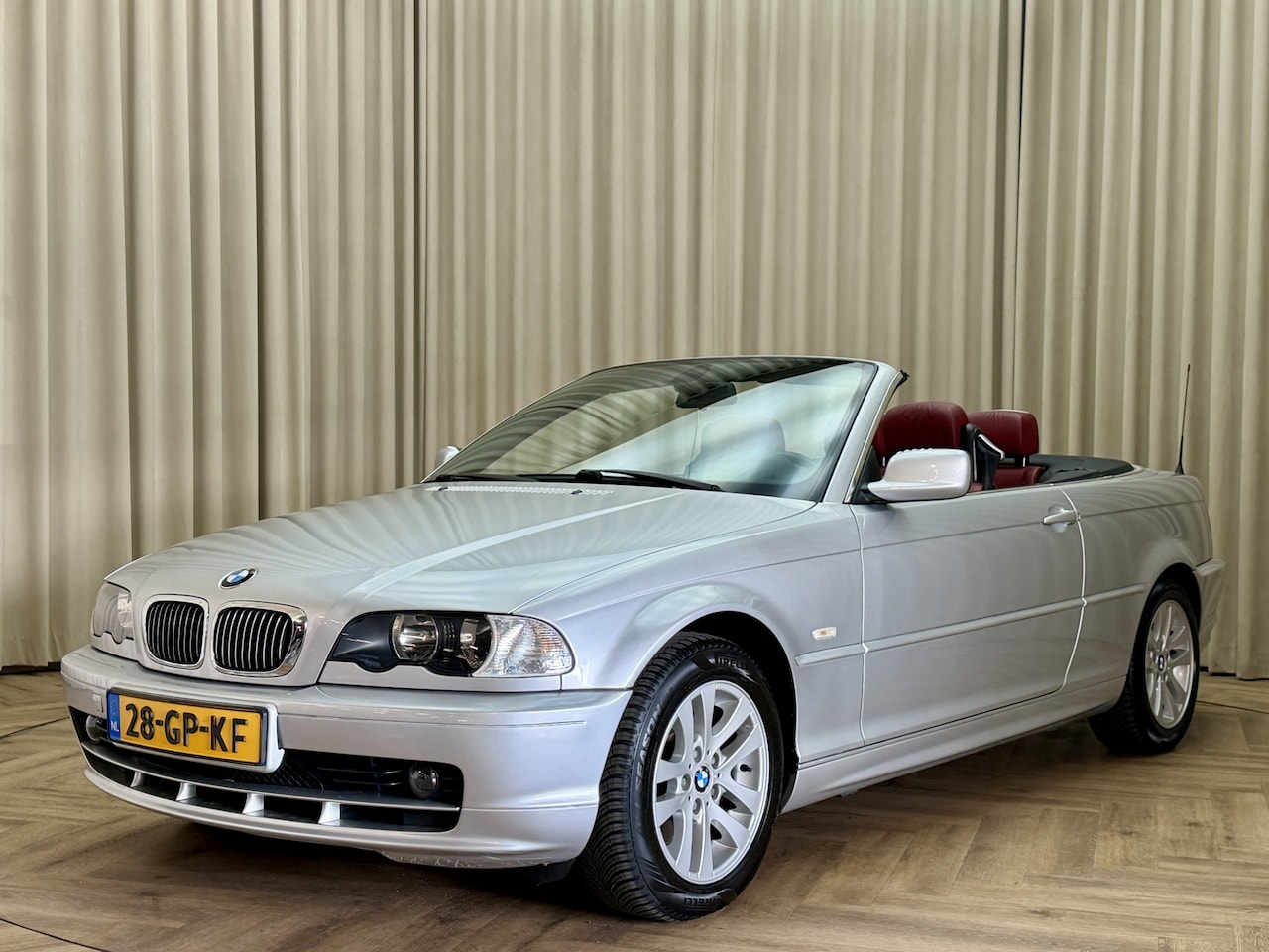 BMW 3-serie Cabrio - 323Ci Executive *Inclusief Hardtop* 100% origineel en NL geleverd / Leder / Memory / Stoel - AutoWereld.nl