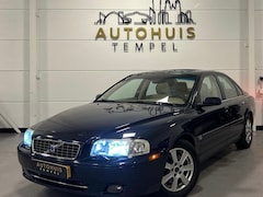 Volvo S80 - 2.5T Exclusive Automaat Nap Airco Leder Pano Parkeersensoren Trekhaak
