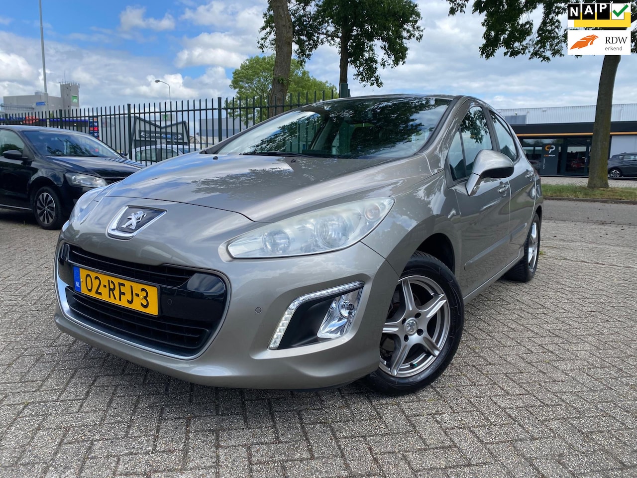 Peugeot 308 - 1.6 VTi Automaat Navi Cruise Pdc Trekhaak - AutoWereld.nl