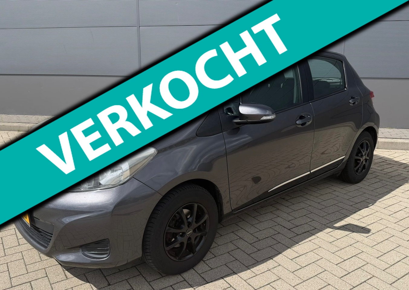 Toyota Yaris - 1.0 VVT-i Aspiration 1.0 VVT-i Aspiration - AutoWereld.nl