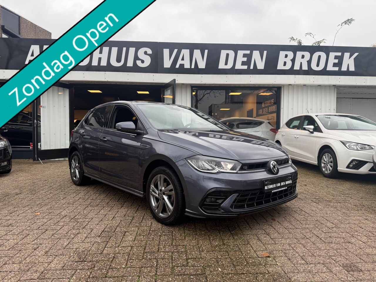 Volkswagen Polo - 1.0 TSI R-Line|Navi|Cruise|Vitrual|Carplay|Pdc|Led|1e Eigenaar apk 04-12-2027 - AutoWereld.nl