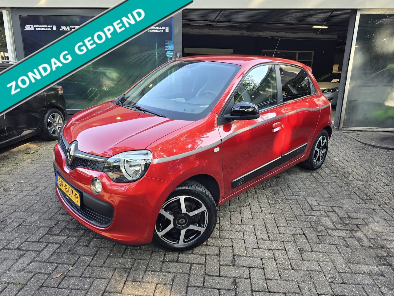 Renault Twingo - 1.0 SCe Limited | 1E EIGENAAR | 12MND GARANTIE | AUTOMAAT | CRUISE | LMV | - AutoWereld.nl