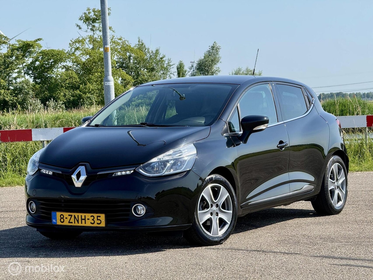 Renault Clio - 0.9 TCe ECO Night&Day - AutoWereld.nl