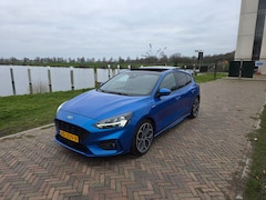 Ford Focus - 1.0 EcoBoost ST Line Business